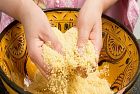 Il cous cous fa ingrassare? Scopri le calorie e quanto mangiarne per non ingrassare