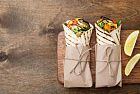 Veloci, sfiziosi, vegetariani. Ecco la ricetta dei veggie wrap