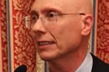 "Saper fare la domanda giusta è la prima forma di intelligence"