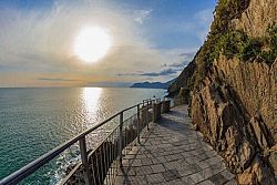 Riapre la Via dell’Amore alle Cinque Terre dopo 11 anni dalla frana