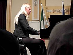 Valentina Lisitsa in concerto al TAU: un omaggio a Chopin tra virtuosismo e raffinatezza