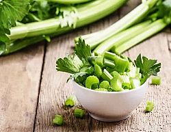 Dieta del sedano, come dimagrire e purificarsi in pochi giorni