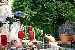 Ad Ortona esiste una fontana dove sgorga vino al posto dell’acqua